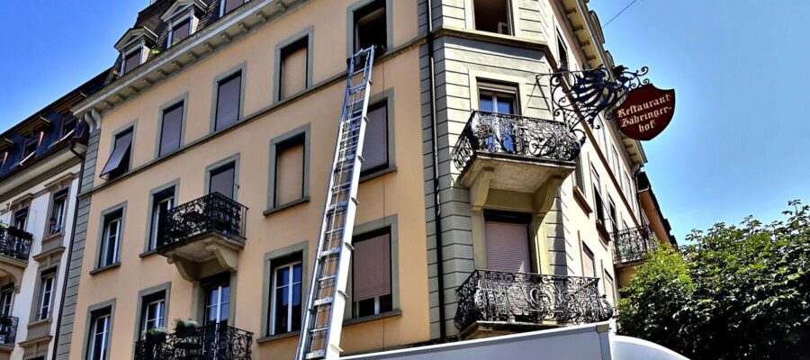 Umzug von Berns historischem Gebäude zu Zürichs modernem Gebäude